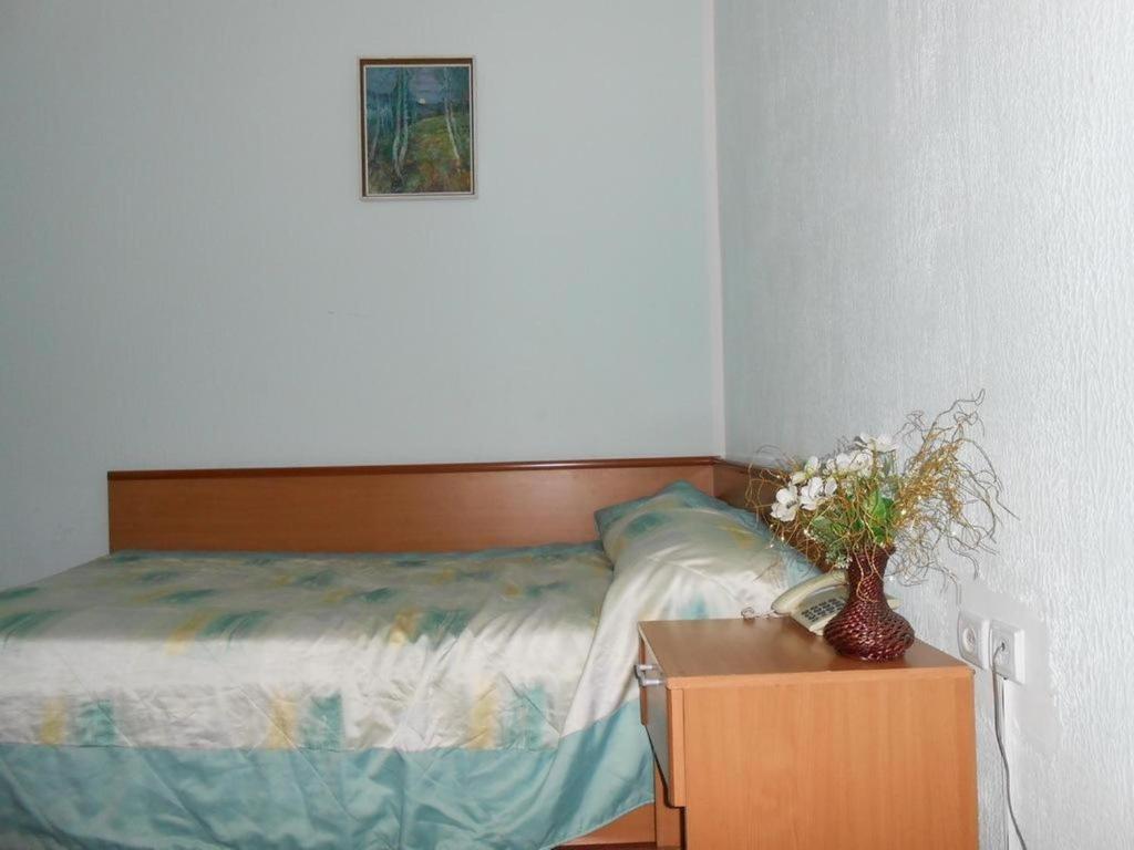 Zhibek Zholy Hotel Astana Quarto foto